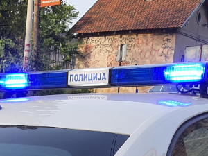 Судар аутомобила и камиона код Владимираца, једна особа погинула