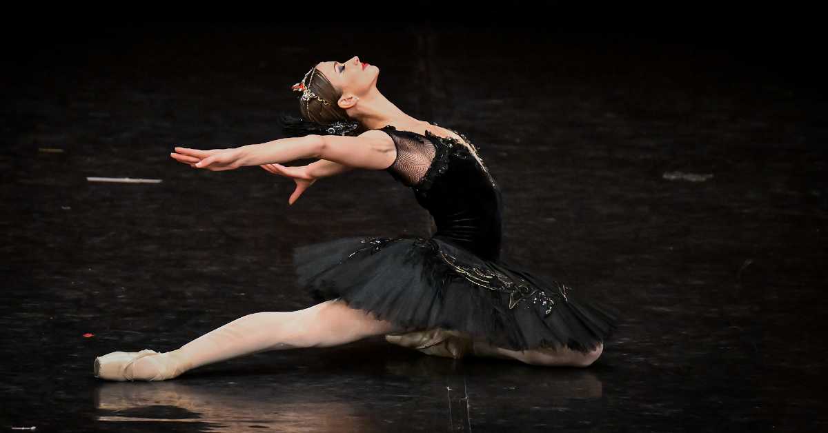 Балет СНП-а после турнеје по Италији, пред публиком у Пироту