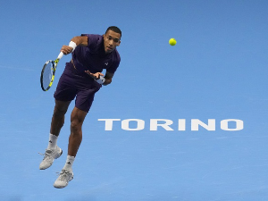 Оже-Алијасим преокретом до победе над Шелтоном за први тријумф на Завршном мастерсу у Торину