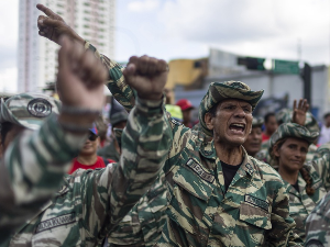 Звецкање оружјем Трампа и Мадура – "Џералд Форд" стигао до Јужне Америке, Венецуела покреће "масовну мобилизацију"
