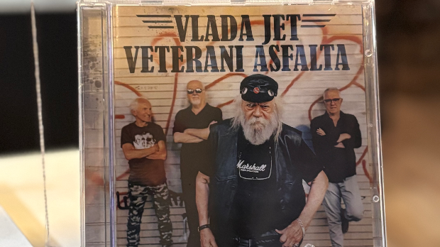 Слушај 'вамо!