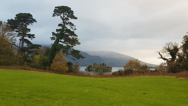 У земљи светаца и вилењака – Прстен округа Кери у Ирској