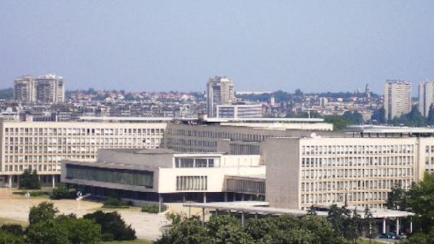 Данас седница Владе, позвани сви директори јавних предузећа