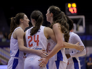 Србија у последњој четвртини декласирала Португалију за другу победу у квалификацијама