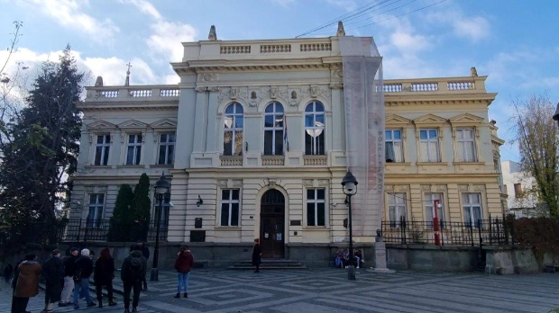 Пут у средиште приче, 9. еп.