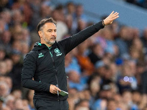 После 45 дана од потписивања новог уговора Вулверхемптон отпустио тренера