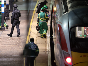 Напад у возу у Великој Британији – десеторо повређених, ухапшена двојица осумњичених