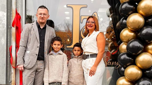 Романипен: Санидине маказе