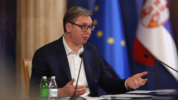 Вучић: Никад нисам носио снајпер, нити сам чуо за 