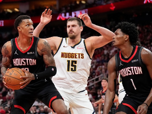 Денвер без грешке у Хјустону, Јокић на асистенцију до трипл-дабла