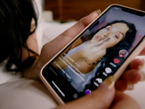 Јутарњи програм из три студија