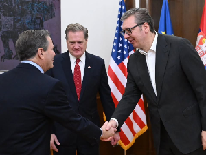 Вучић са конгресменима САД: Уверен сам да ће питање НИС-а ускоро бити решено