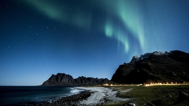 Ноћни програм: Мале ноћне приче