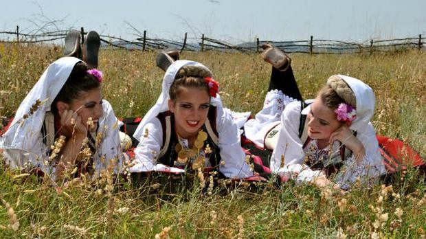 Од злата јабука: Женско тело у народној имагинацији