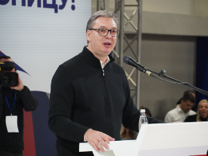 Вучић о инциденту испред скупштине