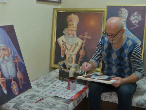 Поклонио 33 пута по 33 портрета патријарха Павла „онима који се руководе добрим делима"