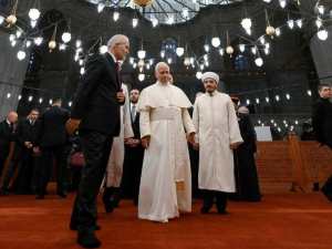 Папа Лав скинуо ципеле, али се није помолио у Плавој џамији