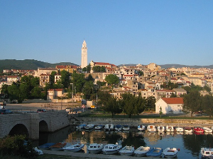 Троје деце повређено у експлозији у близини Ријеке