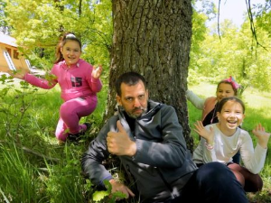 Из града светлости на дедовину без расвете