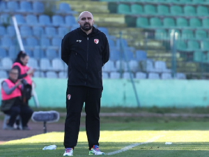 Тренеру Радничког Младену Жижовићу позлило током утакмице у Лучанима