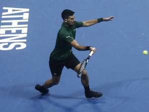 Ђоковић пред новим суграђанима први пут у каријери победио Табила