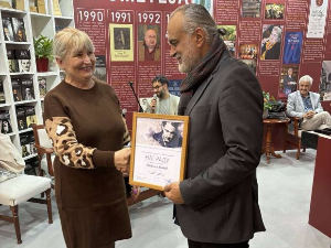 Светлани Матић на Сајму књига уручена књижевна награда "Драгиша Кашиковић" за публицистику