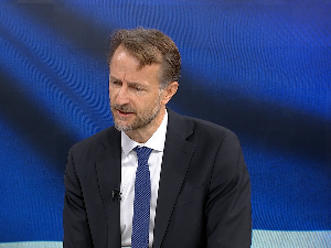 Амбасадор ЕУ: Није циљ извештаја да се направи списак критика Србији, реформе треба спроводити због грађана