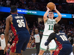 Распуцани Причард ишао преко 40, тесна победа Бостона у Кливленду