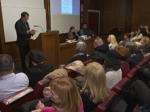 Чувар лирске искре - 35 година стваралачког пута Владана Ракића