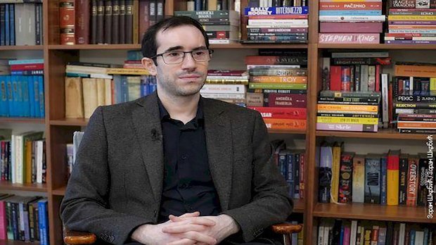 ТВ лица: Стефан Јеротић (R)