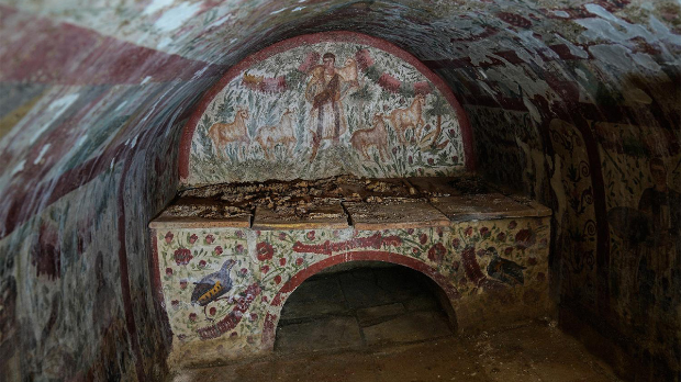 Ретка фреска Исуса као „Доброг пастира“ откривена недалеко од некадашње Никеје,  коју је недавно посетио папа