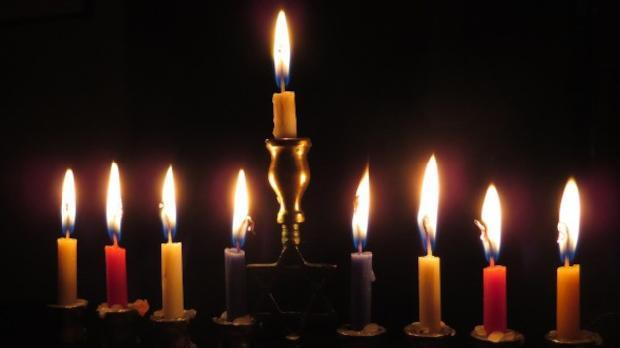 Почиње Ханука, јеврејски празник светлости