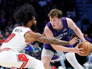 Чикаго коначно осетио сласт победе, Вучевић двоцифрен