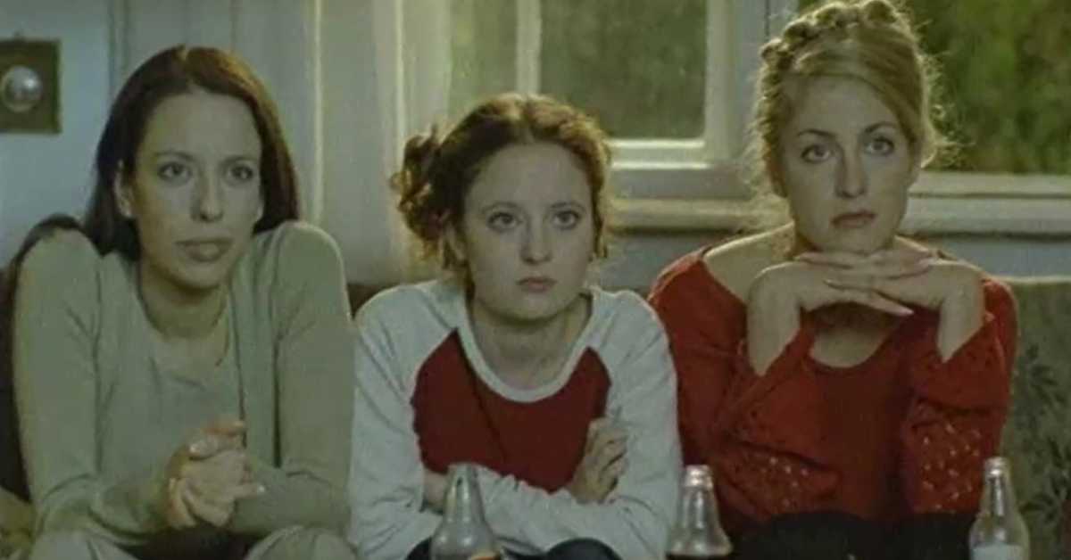  Играни филм: Скоро сасвим обична прича 