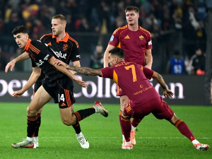 Минималац Роме против Кома за излазак из кризе