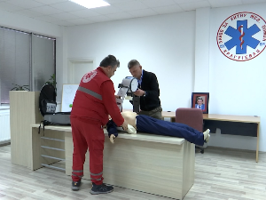 Kрагујевац добио нови апарат за реанимацију 