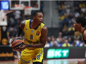 Макаби "преживео" налет Валенсије, нови тријумф по повратку у Тел Авив