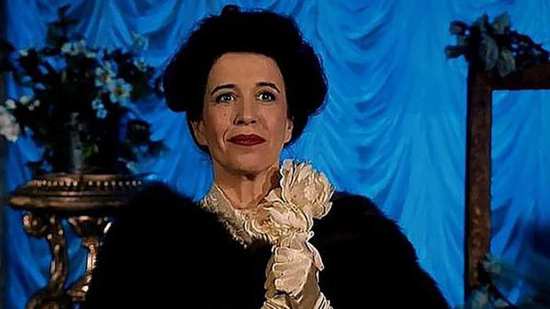 Народно позориште у десет чинова: Смрт првакиње 