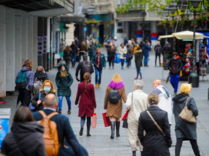 Јутарњи програм из три студија