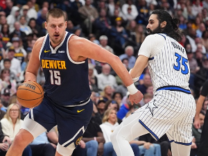 Денвер нанизао шесту победу, Јокић се новим трипл-даблом приближио Оскару Робертсону