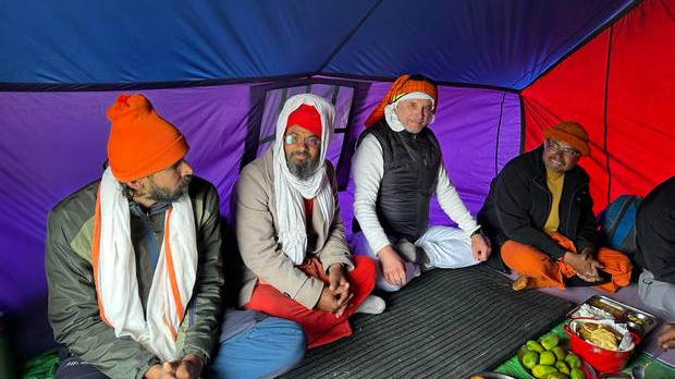 Дионис: Хималаји лети