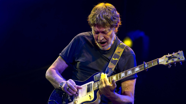 Крис Ријa, Пол Сајмон, Кет Стивенс, Здравко Чолић, Рани мраз, Златко Пејаковић...