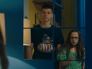 Мина прелази нивое