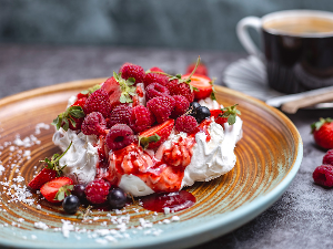 Зашто увек имамо места за десерт – шта каже анатомија