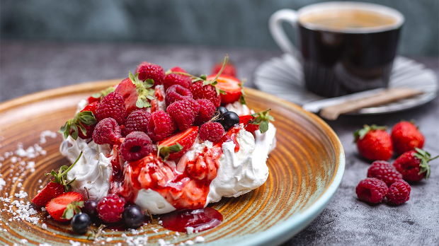 Зашто увек имамо места за десерт – шта каже анатомија