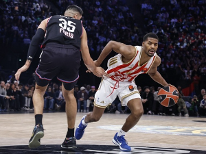 Звезди се смркло у Граду светлости, Париз прекинуо низ од шест пораза