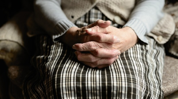 Хранитељски смештај за старије, слабо позната и мање присутна услуга социјалне заштите