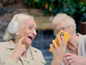 Сами и старији грађани лаке мете превараната: Телефонски позив први знак за узбуну