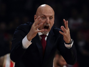 Крај меденог месеца, Обрадовића и Звезду чека велики посао