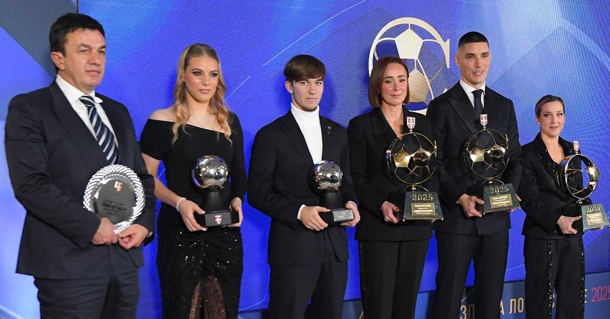 Додељене "Златне лопте" Фудбалског савеза Србије, дама први пут најбољи тренер